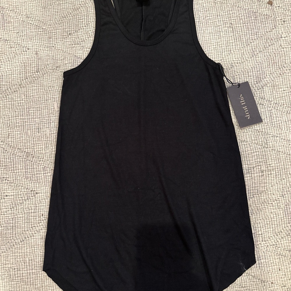 NWT ‘Strut This’ black ribbed tank with shirttail hem